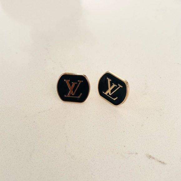 Luxury Black/Gold Signature Logo Repurposed Button Earrings 18mm - Picture 1 of 2